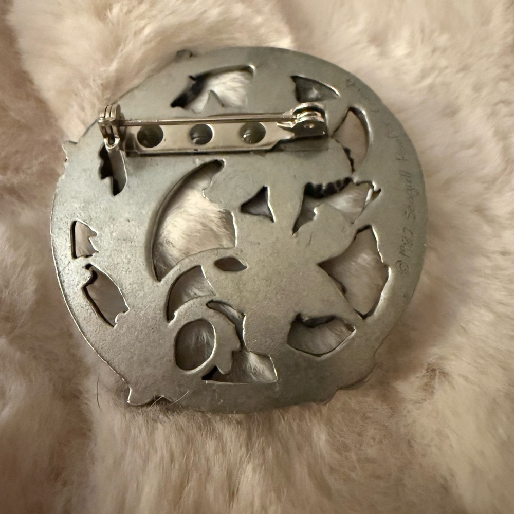 1987 Seagull Pewter Floral Brooch - Picture 11 of 11